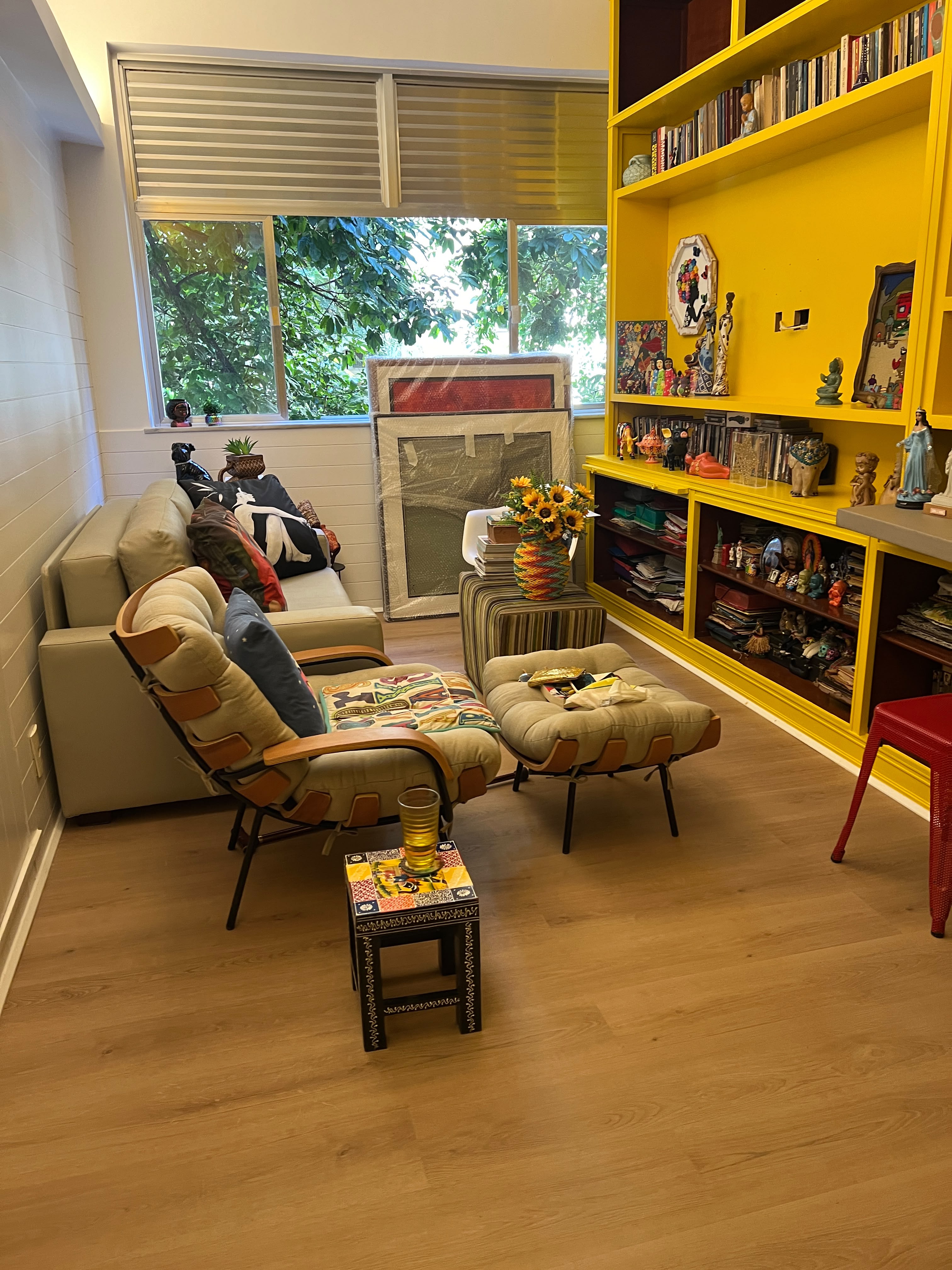 Sala de estar amadeirada